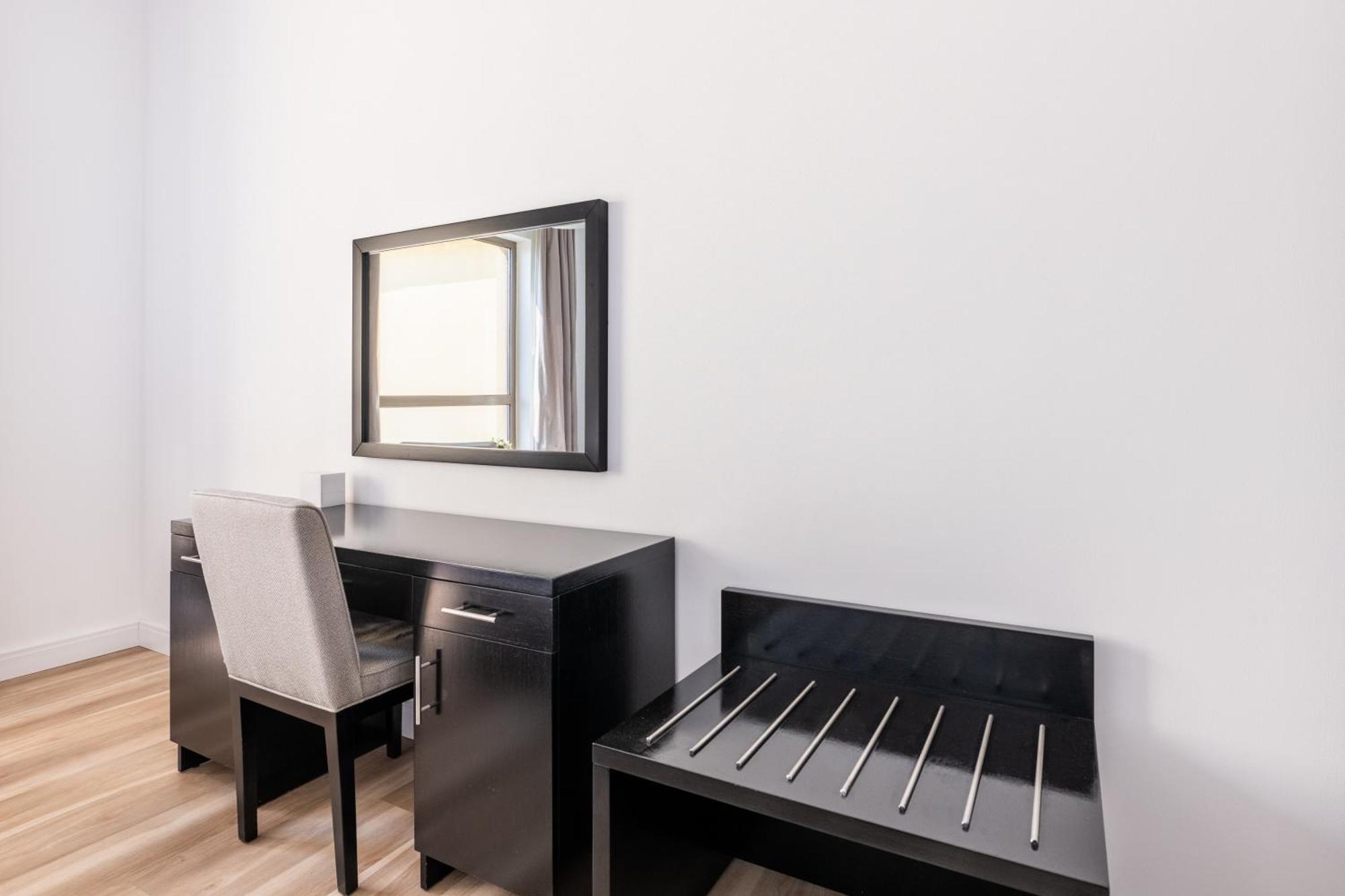 Apartment Luxe Marina View Retreat! 2bdrm